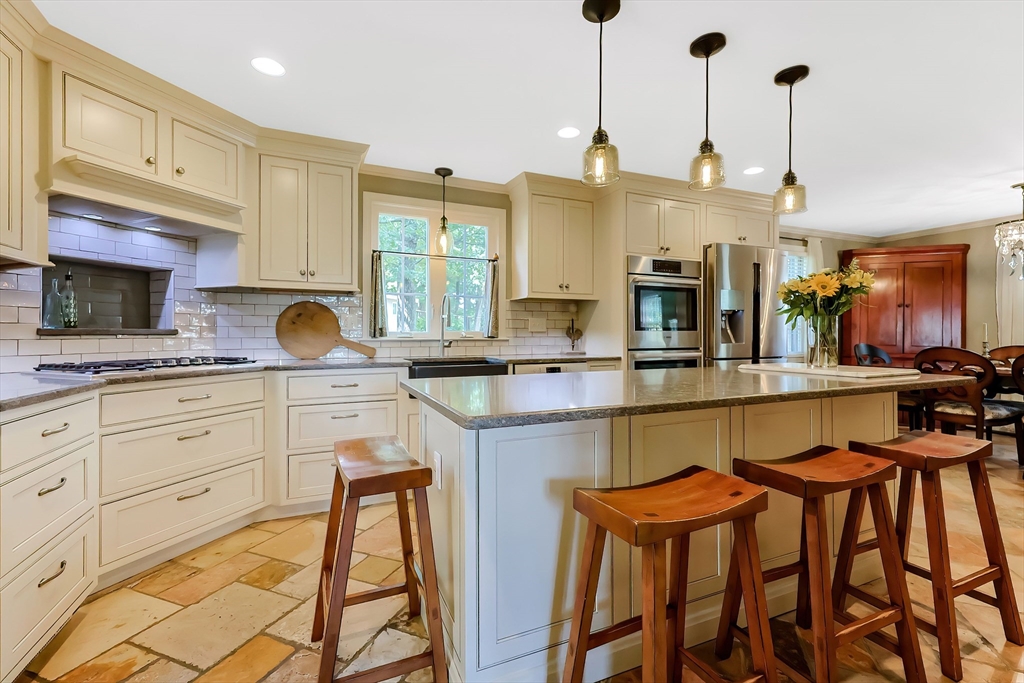 20 Emily Road Framingham, MA 01701 - Photo 15 of 42 Gallery Image 15