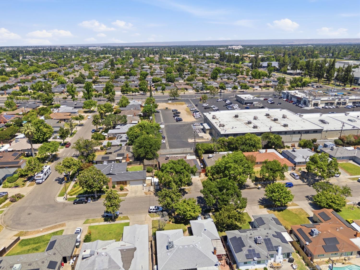 712 East San Ramon Avenue Fresno, CA 93710 - Photo 40 of 44