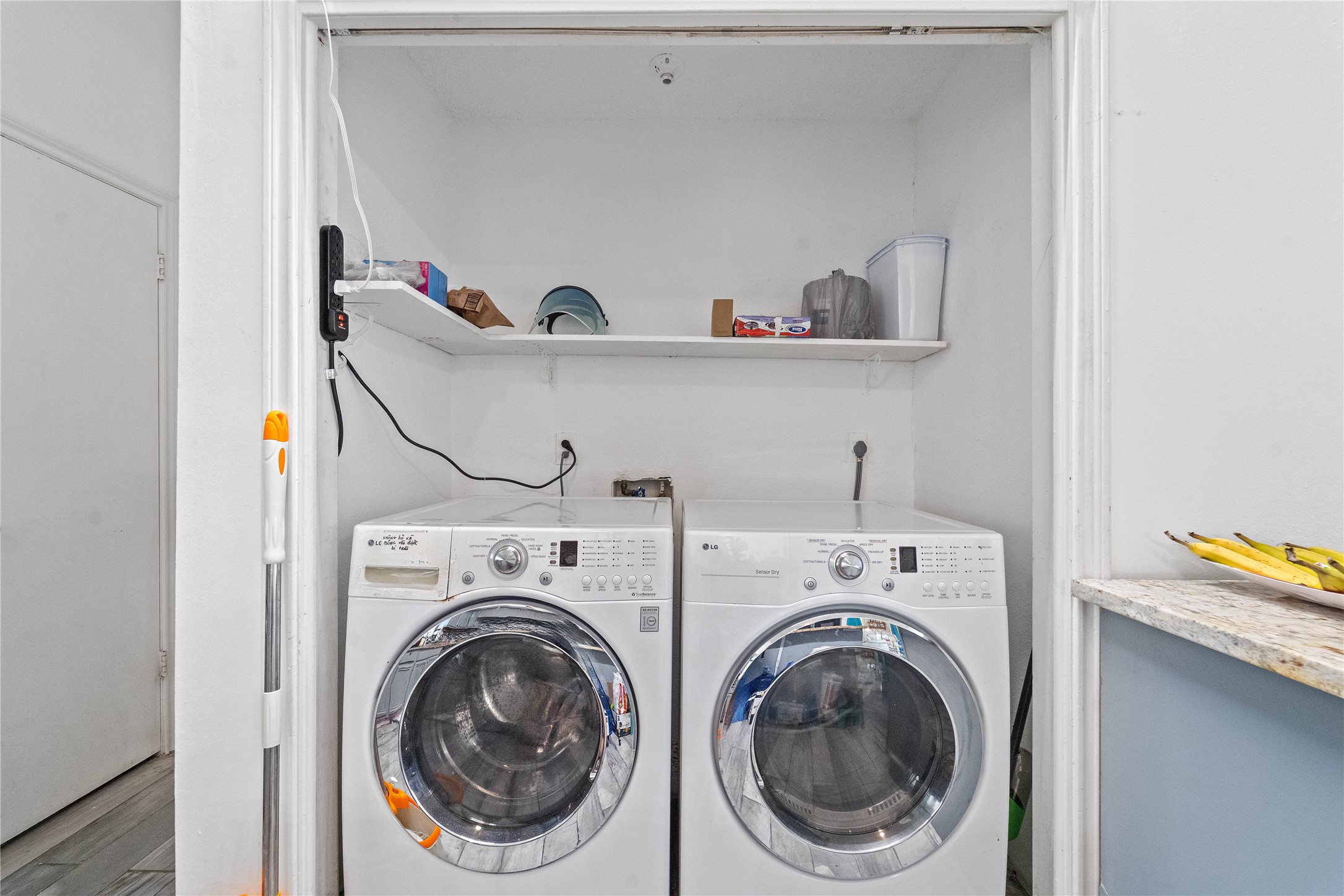 6331 Modesto Drive Houston, TX 77083 - Photo 14 of 31 a utility room with dryer and washer