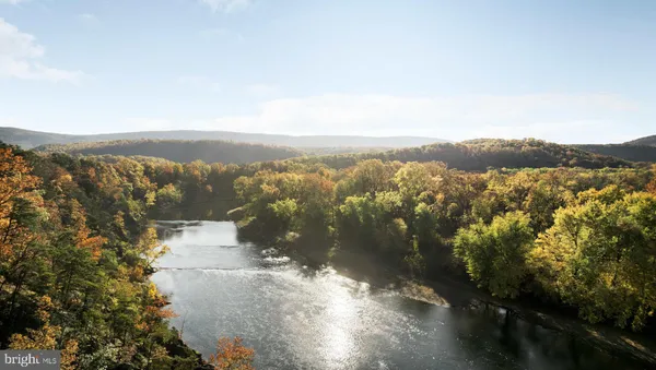 $449,000 | 150 Eagle Point Lane, Paw Paw, WV 25434