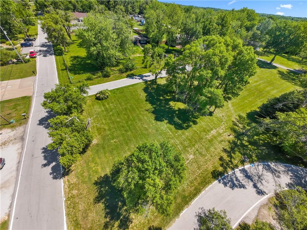 1717 Northeast Luther Road Lee's Summit, MO 64086 - Photo 13 of 22