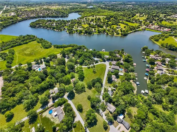 $550,000 | 1717 Northeast Luther Road, Lee's Summit, MO 64086