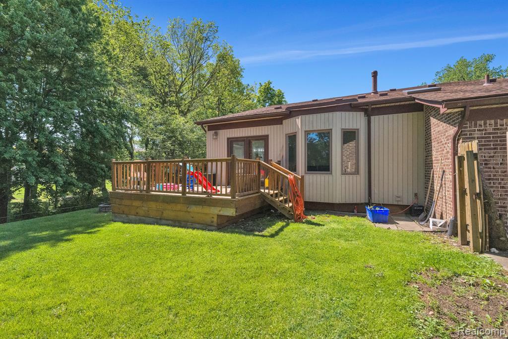 18823 Millar Road Clinton Township, MI 48036 - Photo 33 of 37