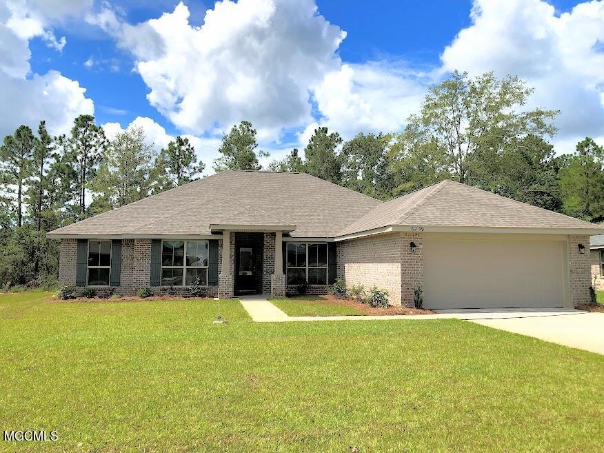 6239 Roxanne Way Biloxi, MS 39532 - Photo 1 of 21 2557A