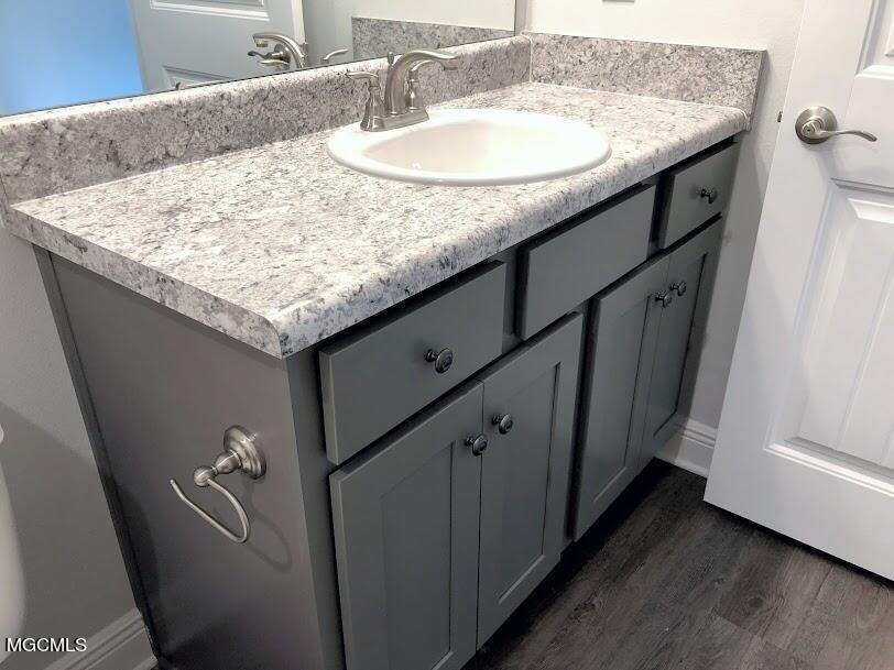 6239 Roxanne Way Biloxi, MS 39532 - Photo 10 of 21 guest bathroom