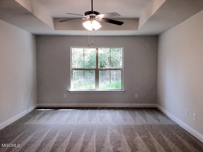6239 Roxanne Way Biloxi, MS 39532 - Photo 11 of 21 master bedroom