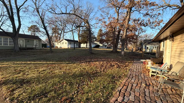 $259,900 | 28048 North Hickory Lane, Wauconda, IL 60084