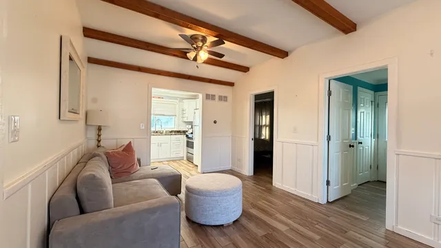 $259,900 | 28048 North Hickory Lane, Wauconda, IL 60084