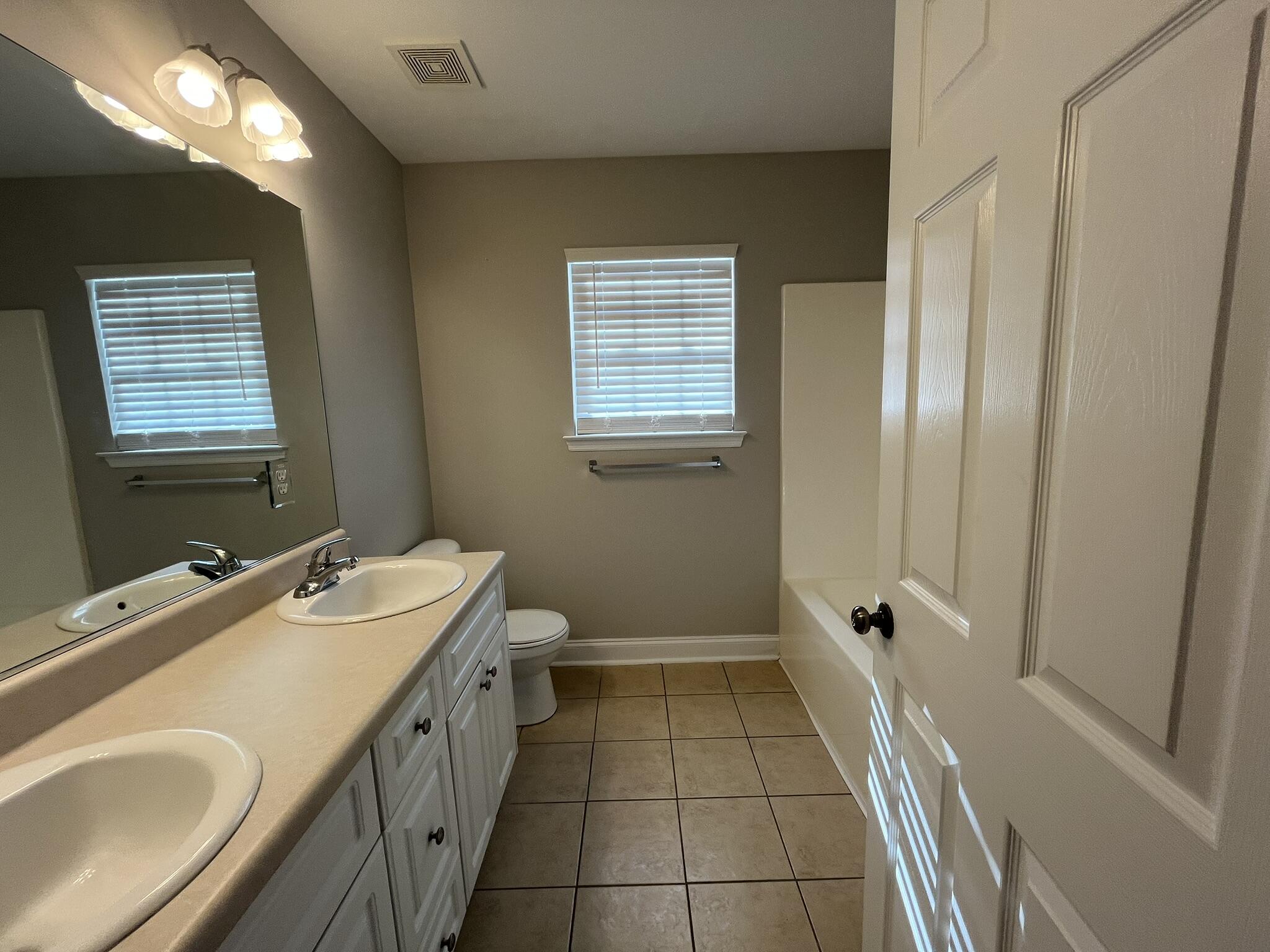 4530 Logans Way Augusta, GA 30909 - Photo 11 of 30 Hall Bath