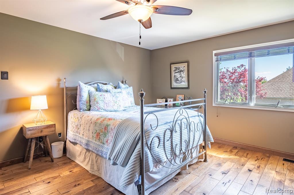 256 Inverness Highland, MI 48357 - Photo 46 of 99 Gallery Image 46