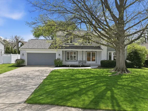 $902,000 | 25W767 Menomini Drive, Wheaton, IL 60189