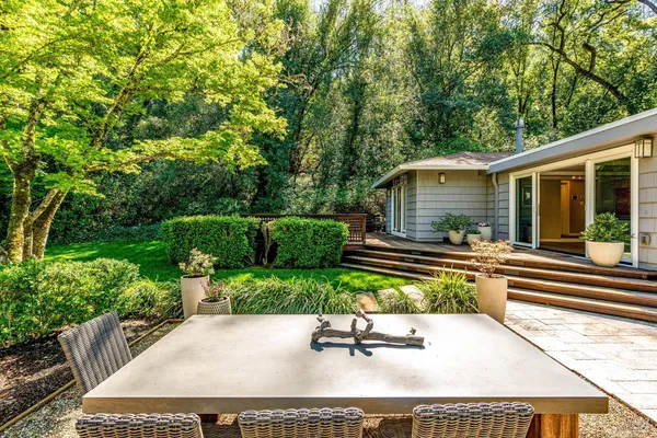 $9,000 | 850 Conn Valley Road, St. Helena, CA 94574