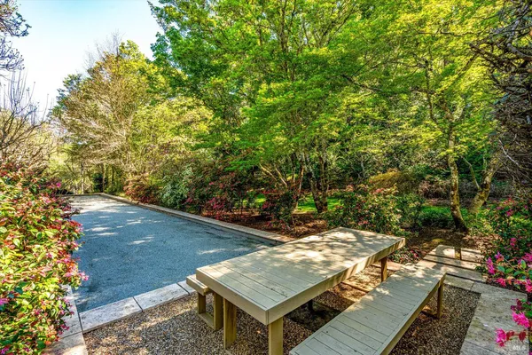 $9,000 | 850 Conn Valley Road, St. Helena, CA 94574