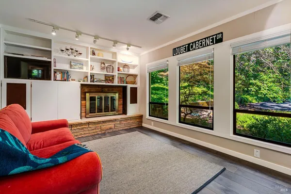 $9,000 | 850 Conn Valley Road, St. Helena, CA 94574