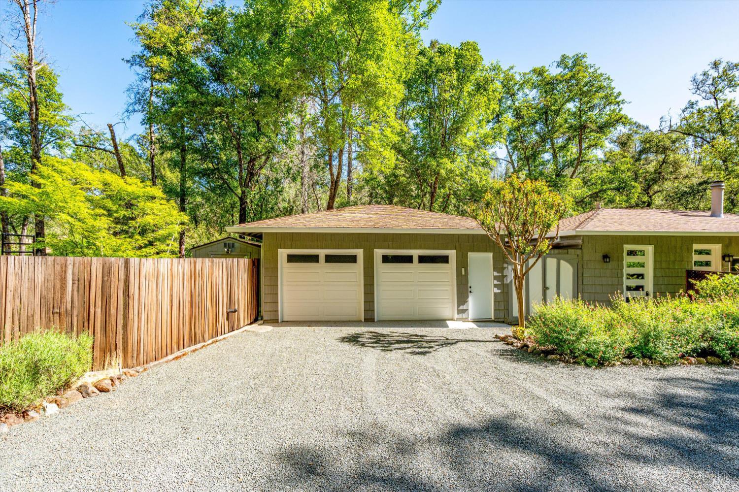 850 Conn Valley Road St. Helena, CA 94574 - Photo 66 of 79 a front view of a house with a yard