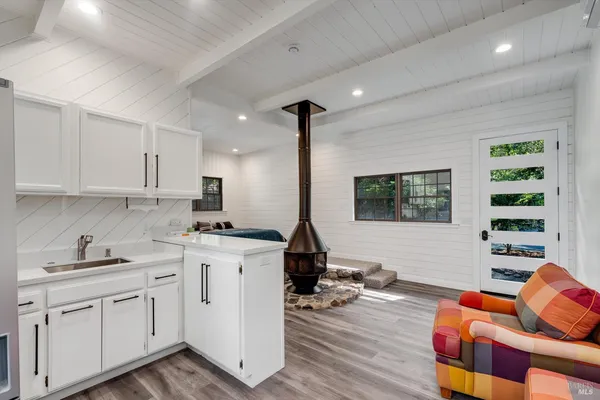 $9,000 | 850 Conn Valley Road, St. Helena, CA 94574