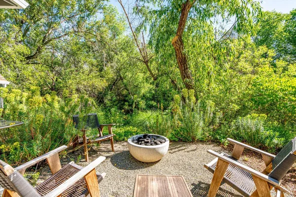 $9,000 | 850 Conn Valley Road, St. Helena, CA 94574
