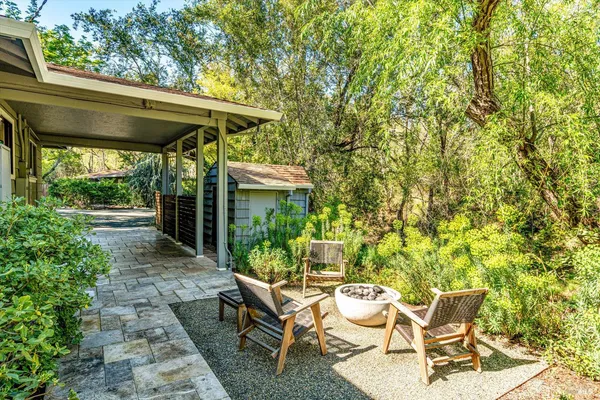 $9,000 | 850 Conn Valley Road, St. Helena, CA 94574