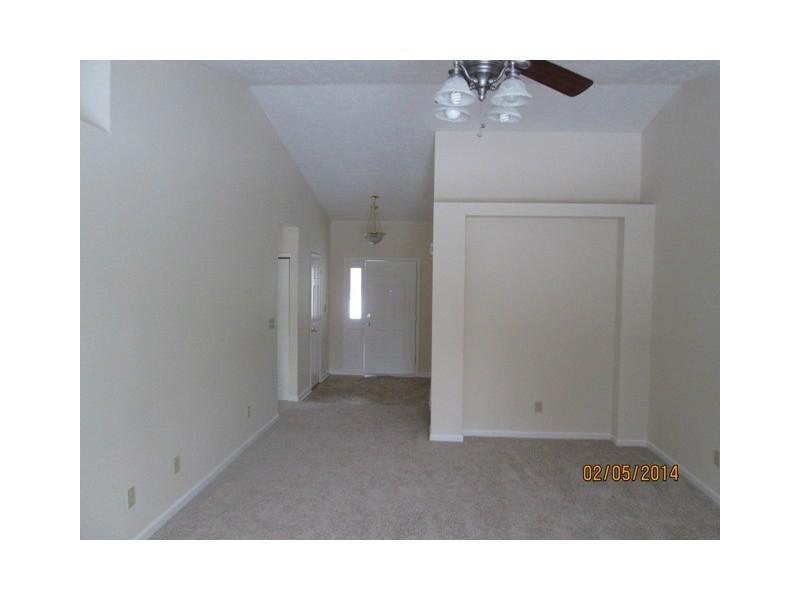 5828 Long Ridge Place Indianapolis, IN 46221 - Photo 4 of 11 Gallery Image 4