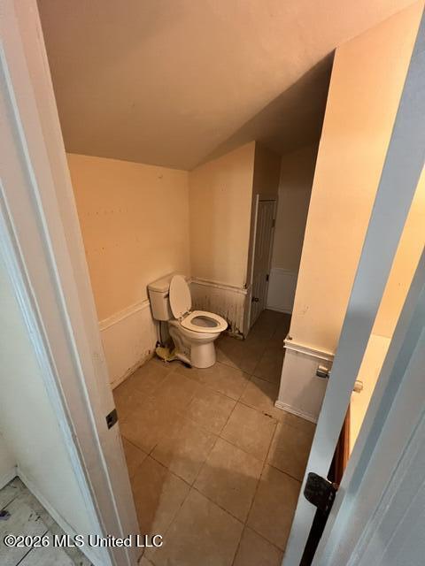 7112 Grierson Street Moss Point, MS 39563 - Photo 12 of 19 7112 Grierson - bathroom view 3
