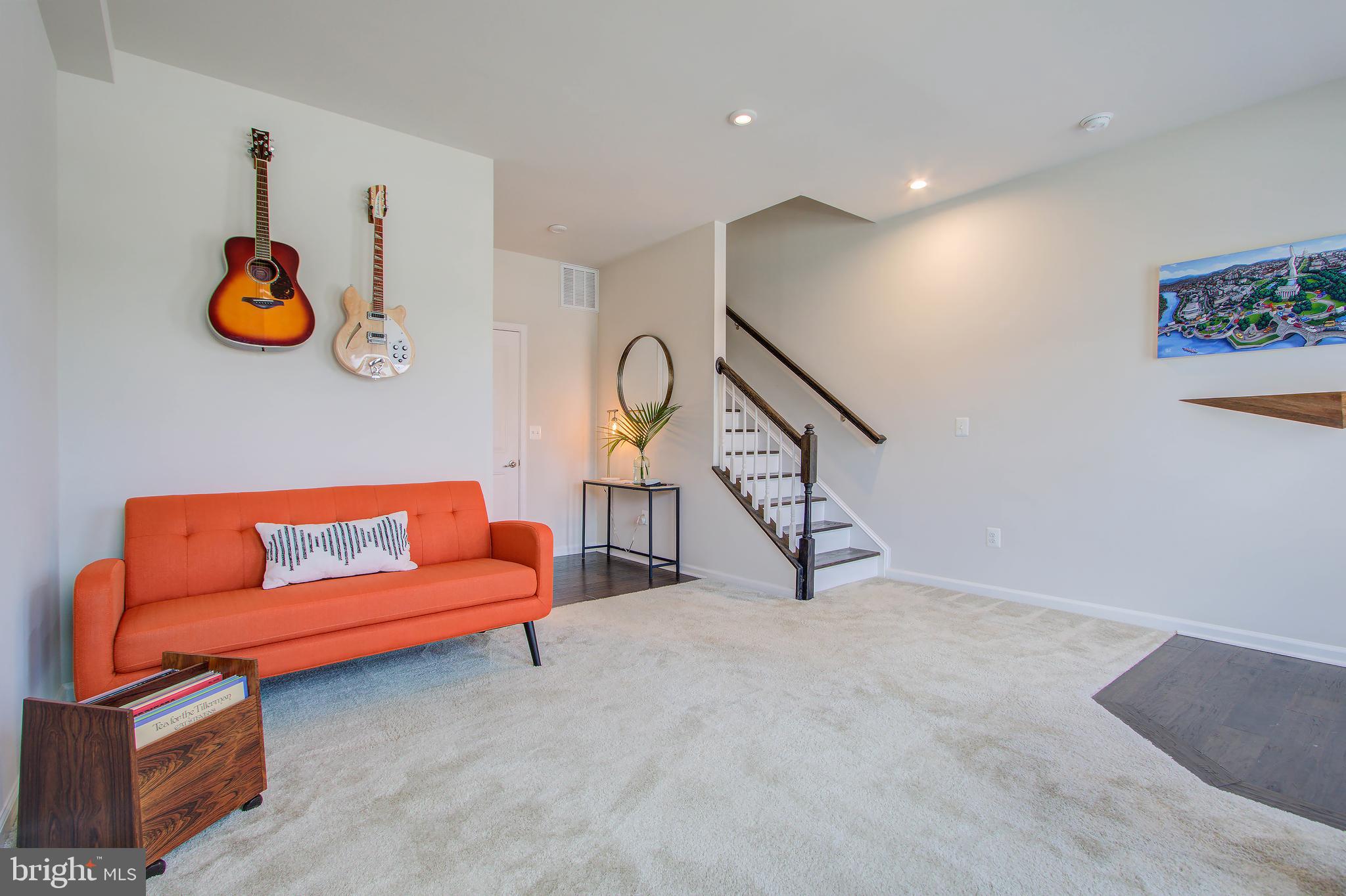 43775 Stubble Cor Square Ashburn, VA 20147 - Photo 4 of 32 Garage entry from this room