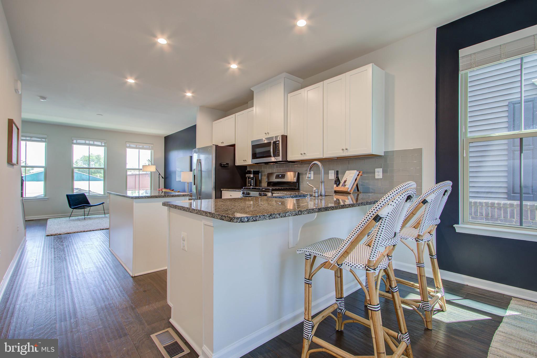 43775 Stubble Cor Square Ashburn, VA 20147 - Photo 6 of 32 Open concept kitchen