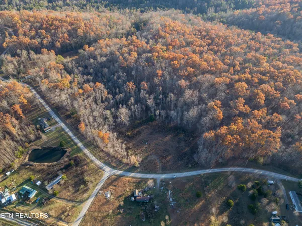 $325,000 | 407 Oneida Lane, Wilder, TN 38589