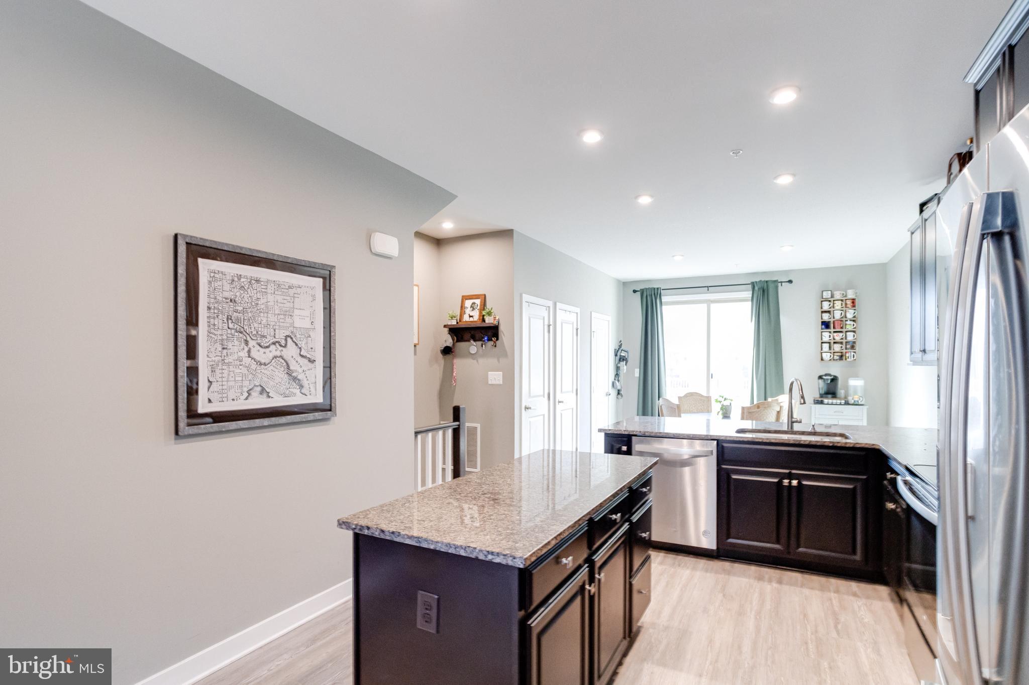 216 South Newkirk Street Baltimore, MD 21224 - Photo 6 of 35 Kitchen with Large Island