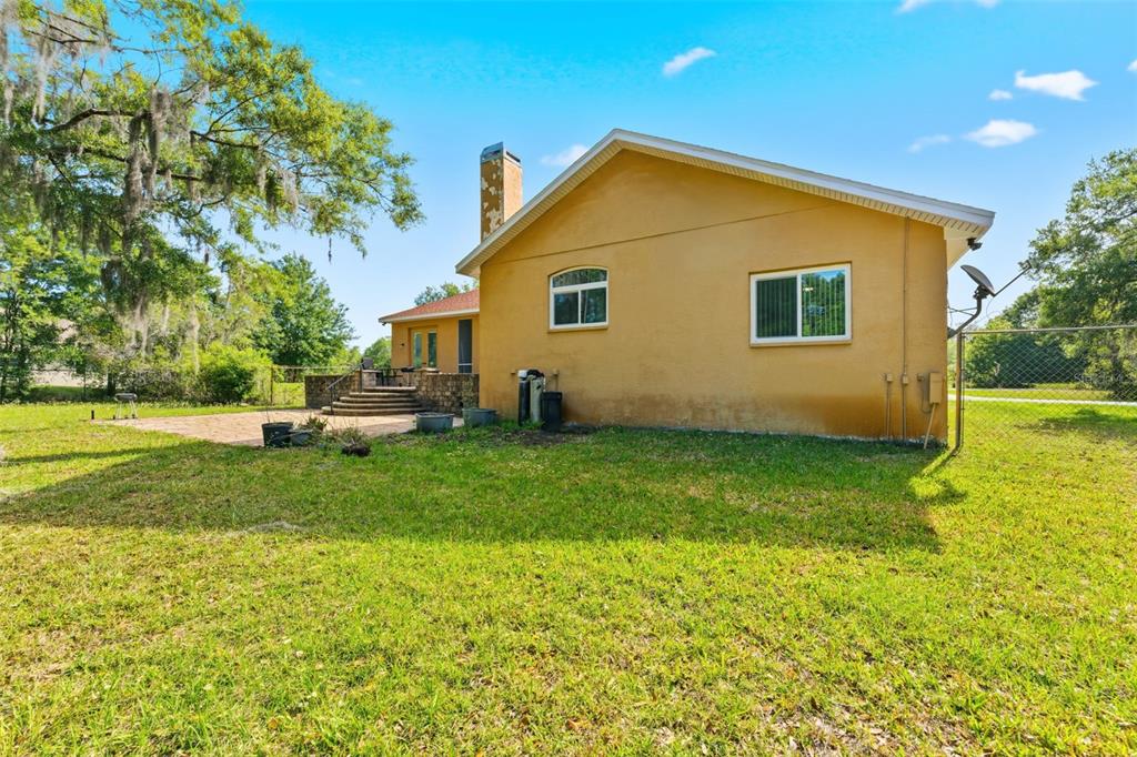 6343 Country Club Road Wesley Chapel, FL 33544 - Photo 52 of 60