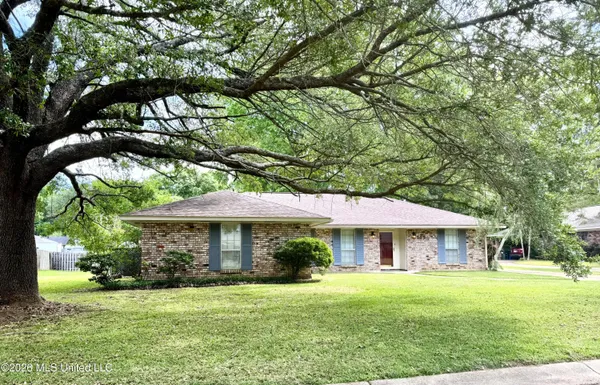 $260,000 | 109 North Meadow Road, Natchez, MS 39120