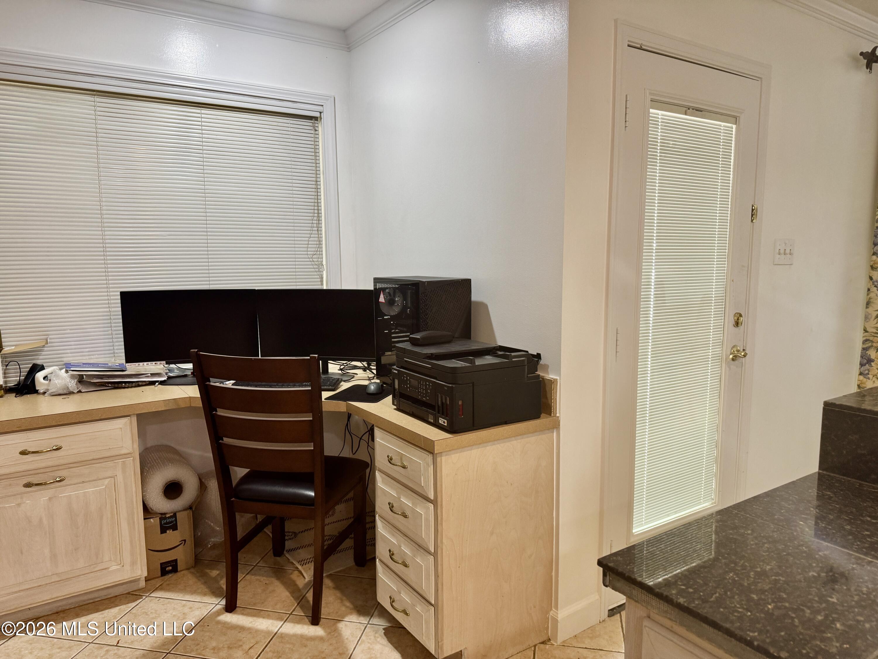 109 North Meadow Road Natchez, MS 39120 - Photo 5 of 28 IMG_9974