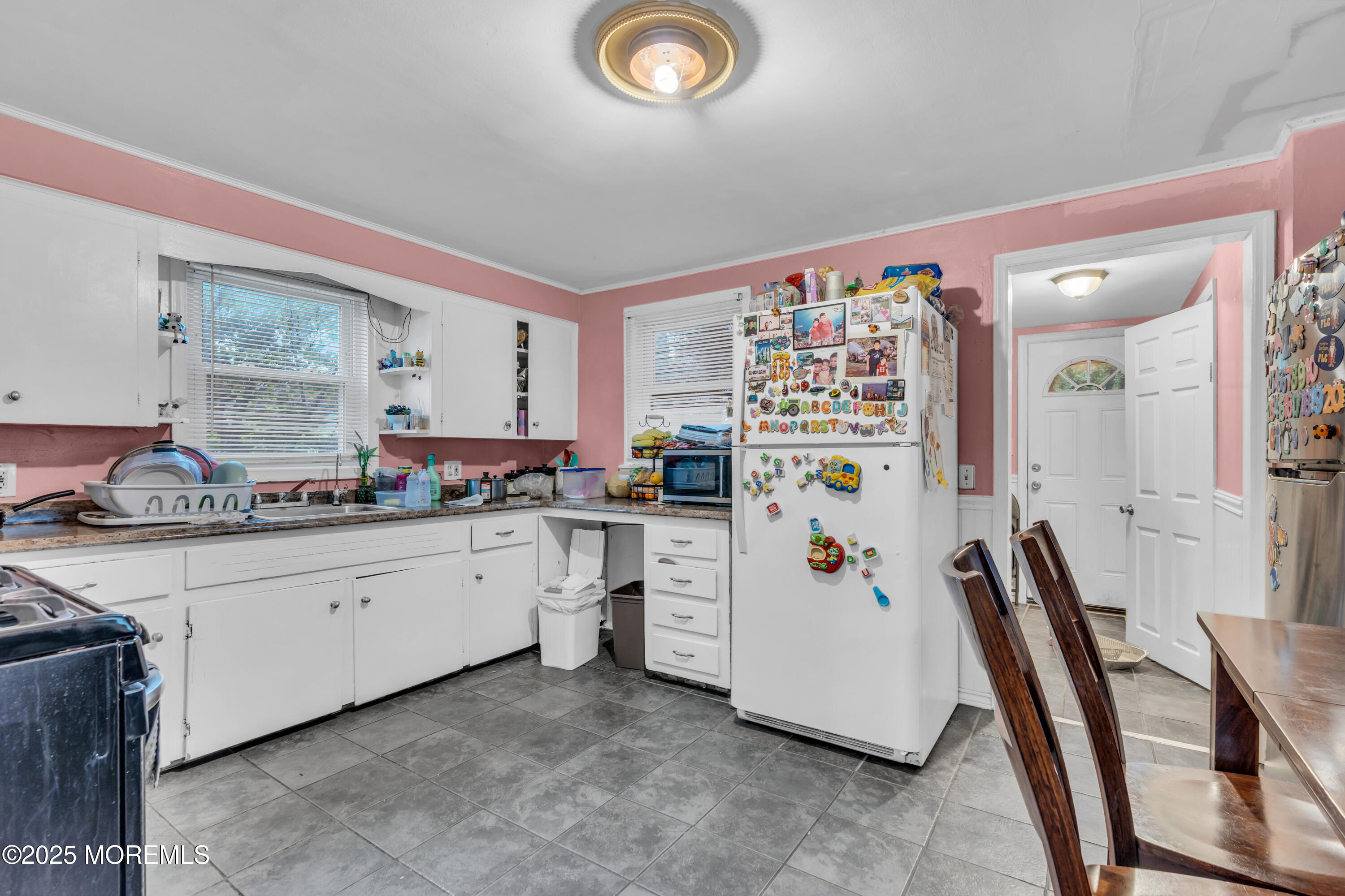 25 Union Avenue Freehold, NJ 07728 - Photo 7 of 32 008_dsc02426_224