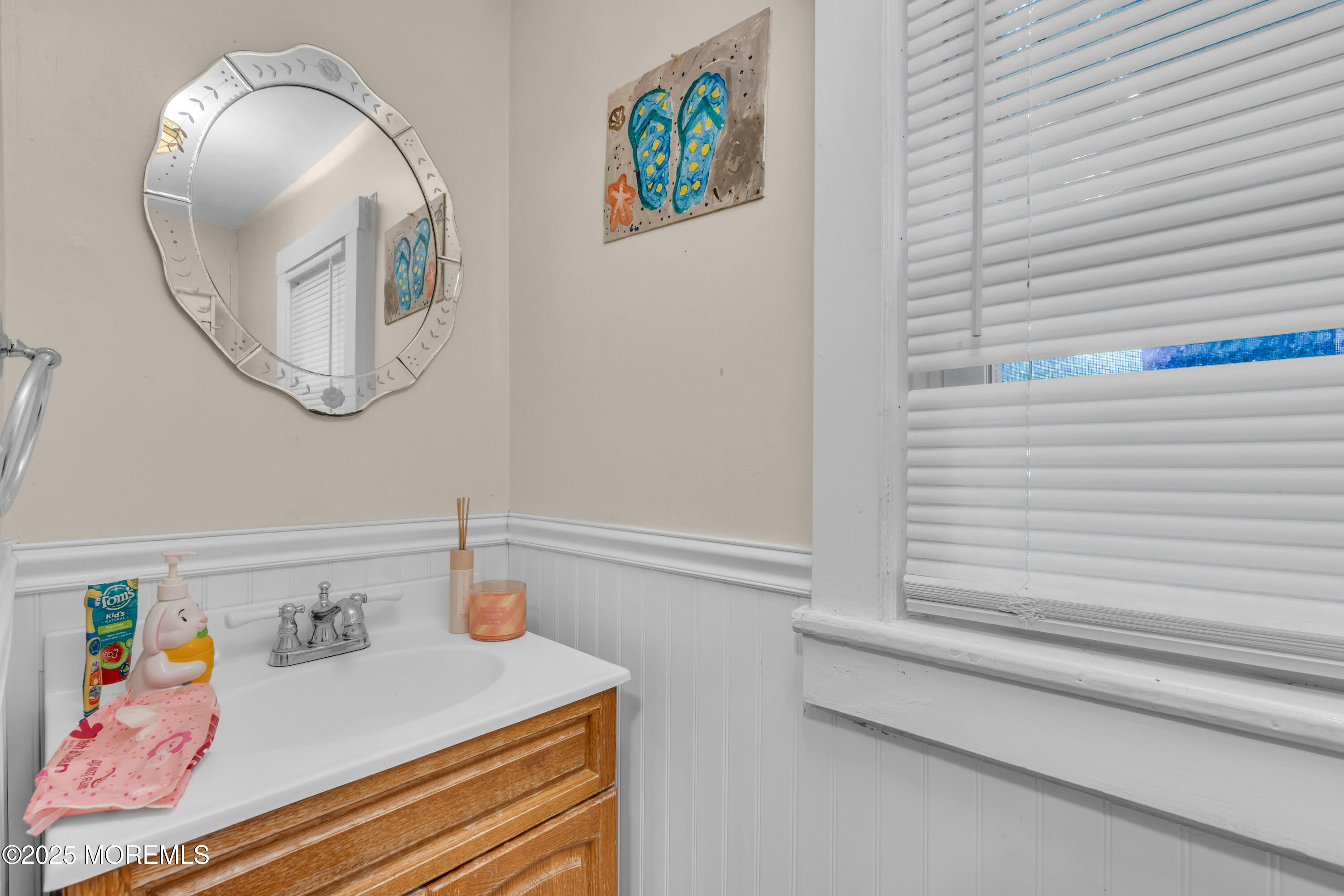 25 Union Avenue Freehold, NJ 07728 - Photo 10 of 32 011_dsc02441_735