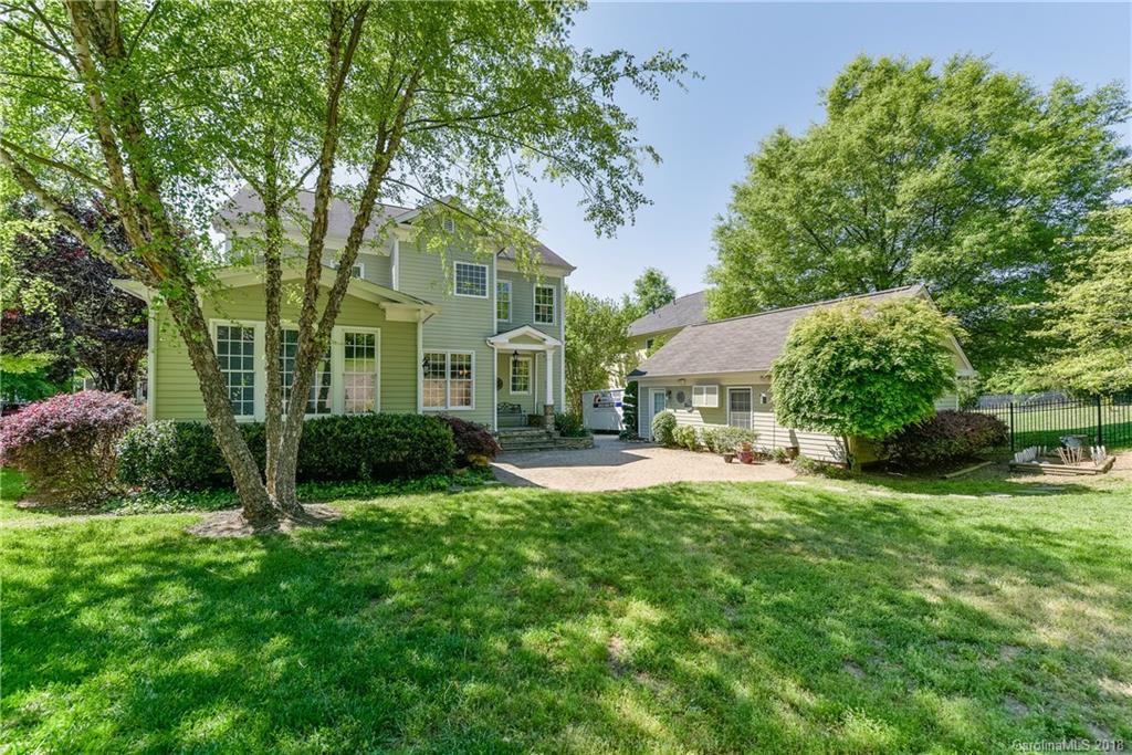 1534 Hubbard Court, Unit 335 Fort Mill, SC 29708 - Photo 4 of 30 Gallery Image 4