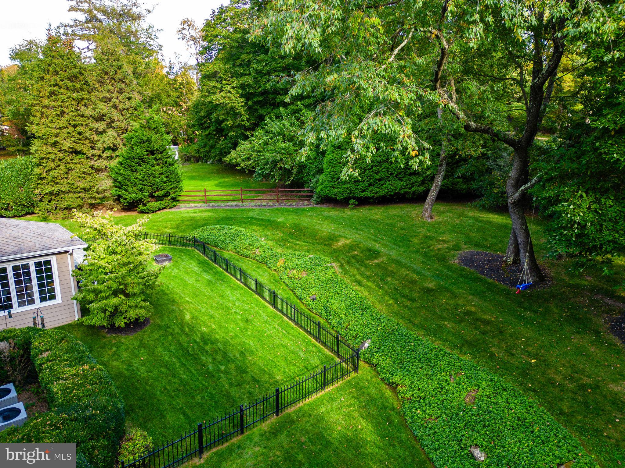 815 Brower Road Wayne, PA 19087 - Photo 11 of 84 Spacious Back and Side Yards