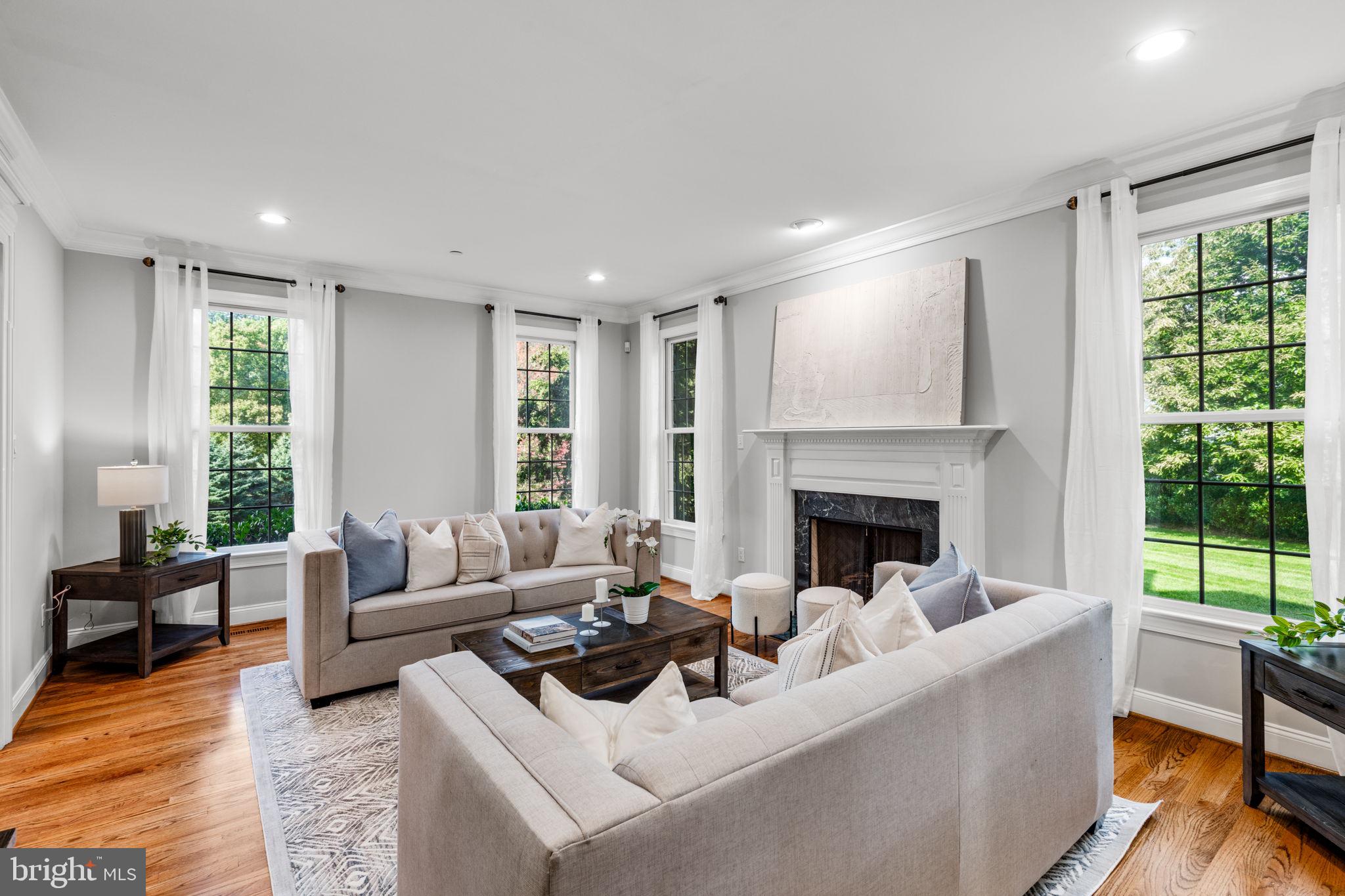 815 Brower Road Wayne, PA 19087 - Photo 16 of 84 LR w/ Gas FP