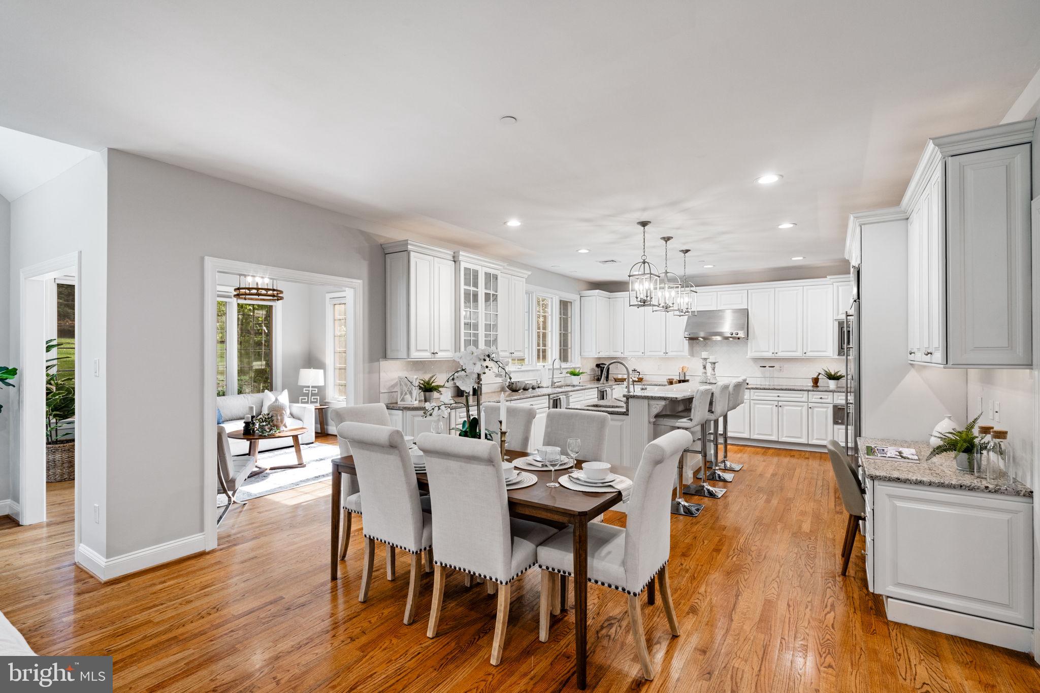 815 Brower Road Wayne, PA 19087 - Photo 25 of 84 Huge Eat-In Kitchen