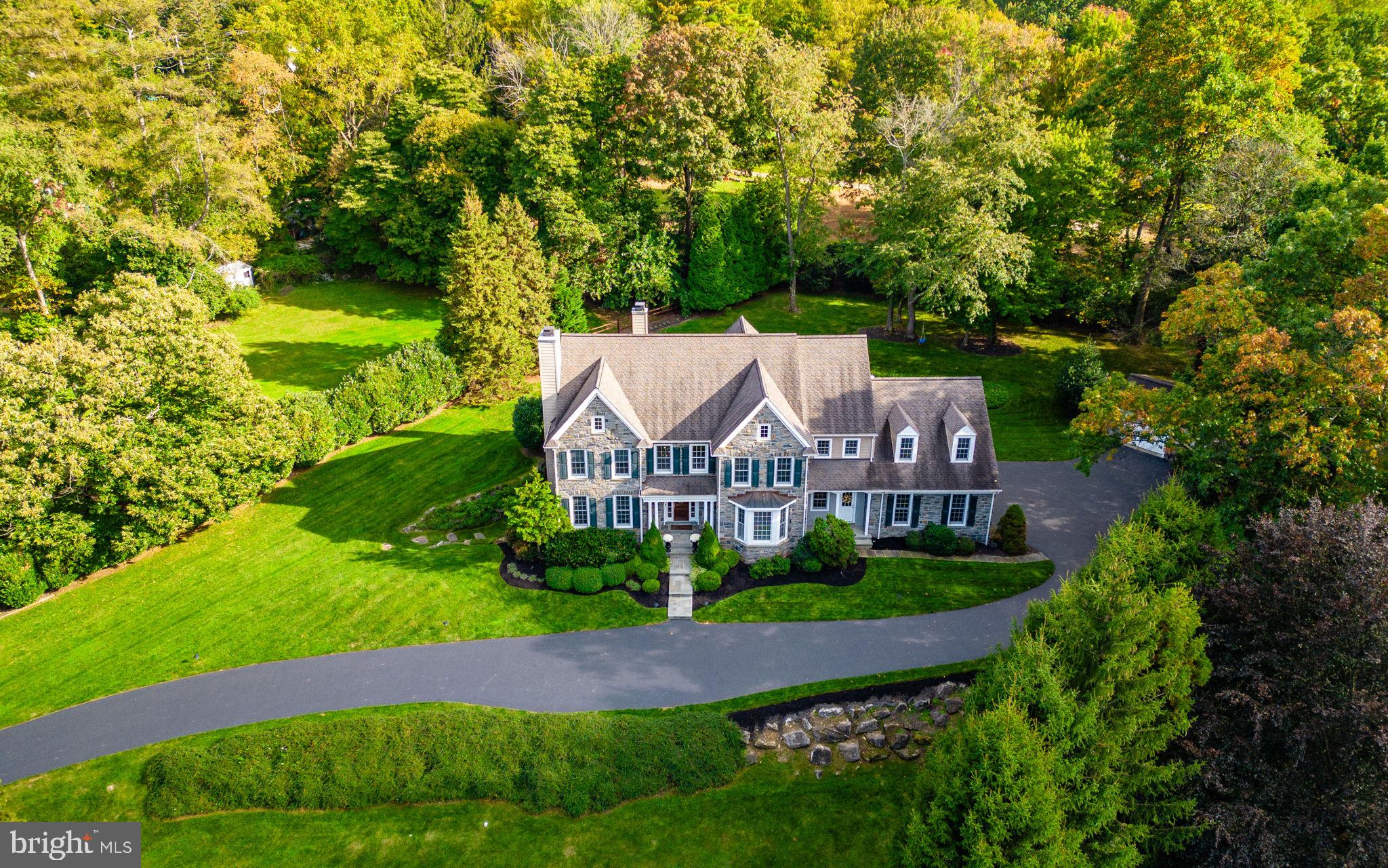 815 Brower Road Wayne, PA 19087 - Photo 3 of 84