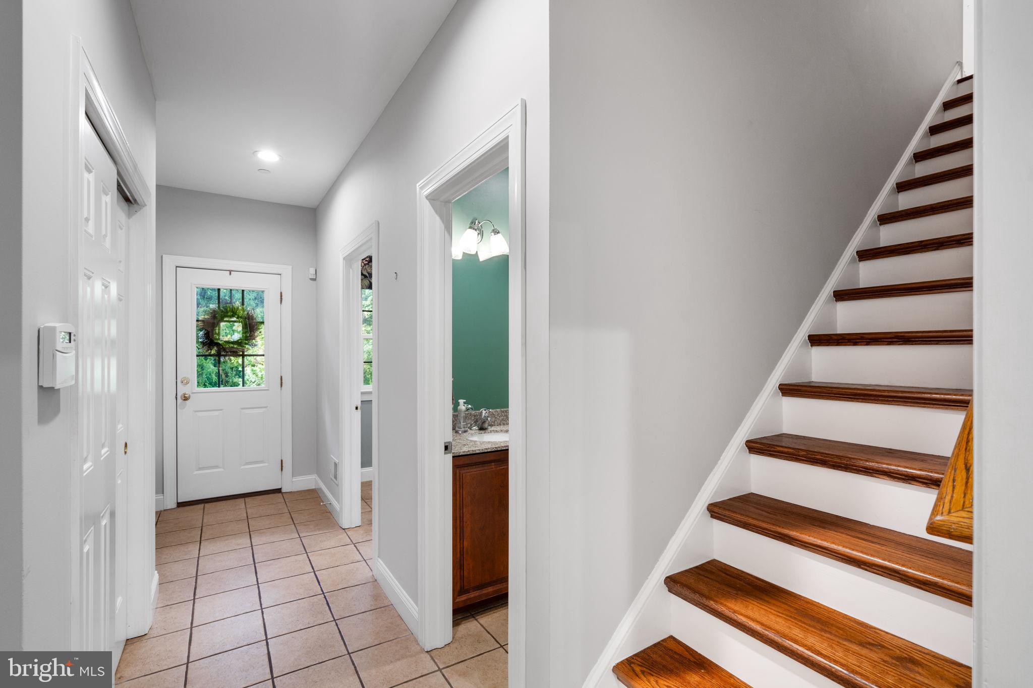 815 Brower Road Wayne, PA 19087 - Photo 38 of 84 Mudroom Entrance