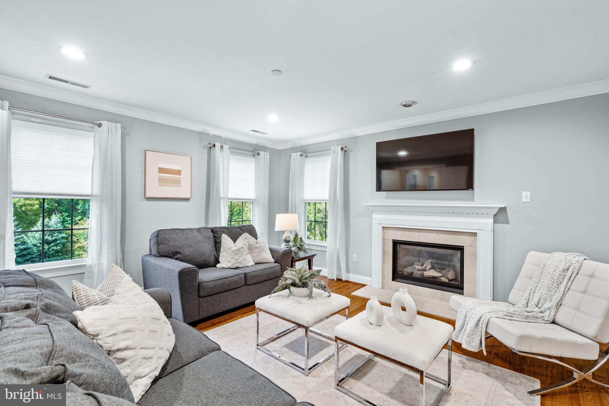815 Brower Road Wayne, PA 19087 - Photo 44 of 84 Sitting Room w/ Gas Fireplace