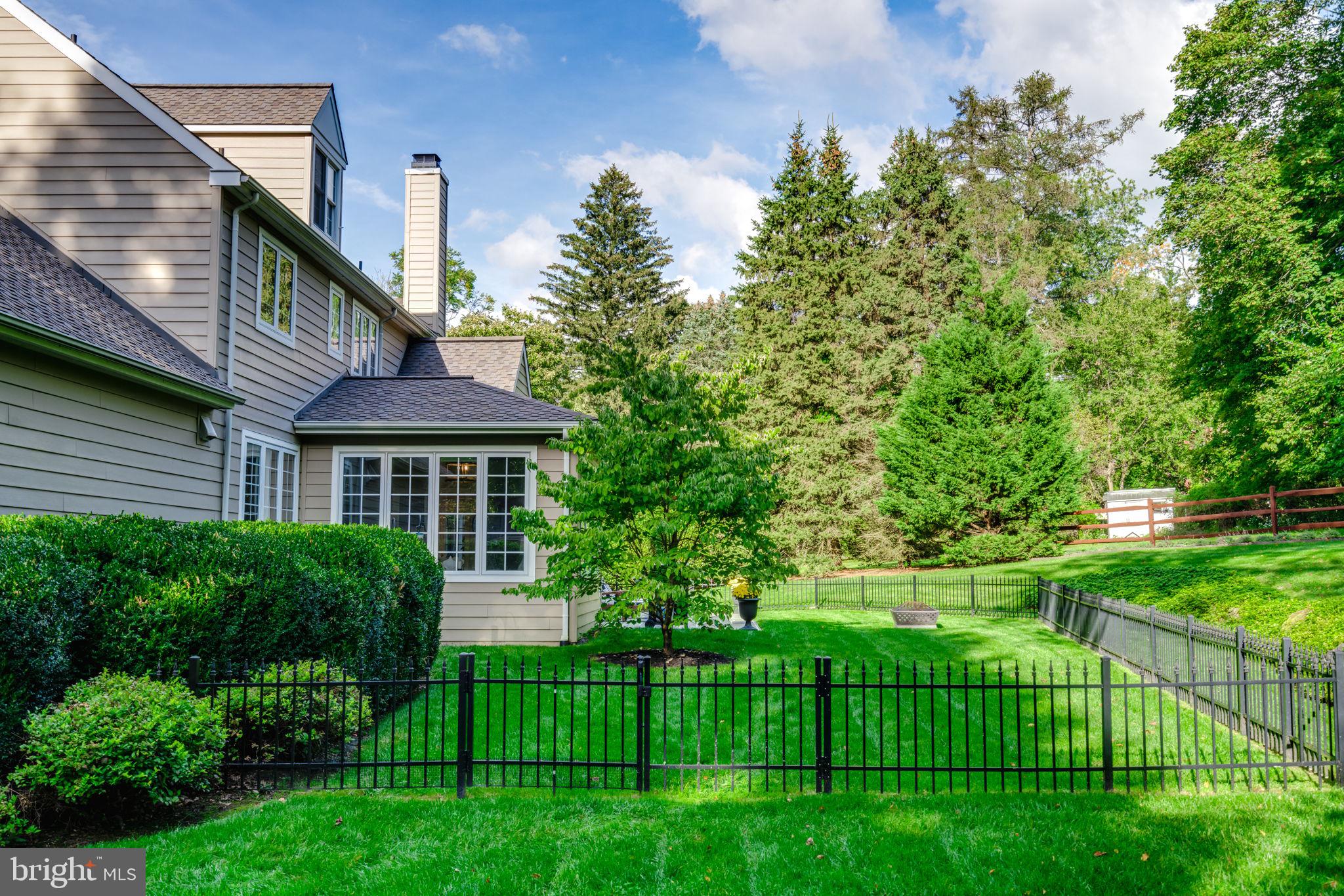 815 Brower Road Wayne, PA 19087 - Photo 77 of 84 Side Exterior