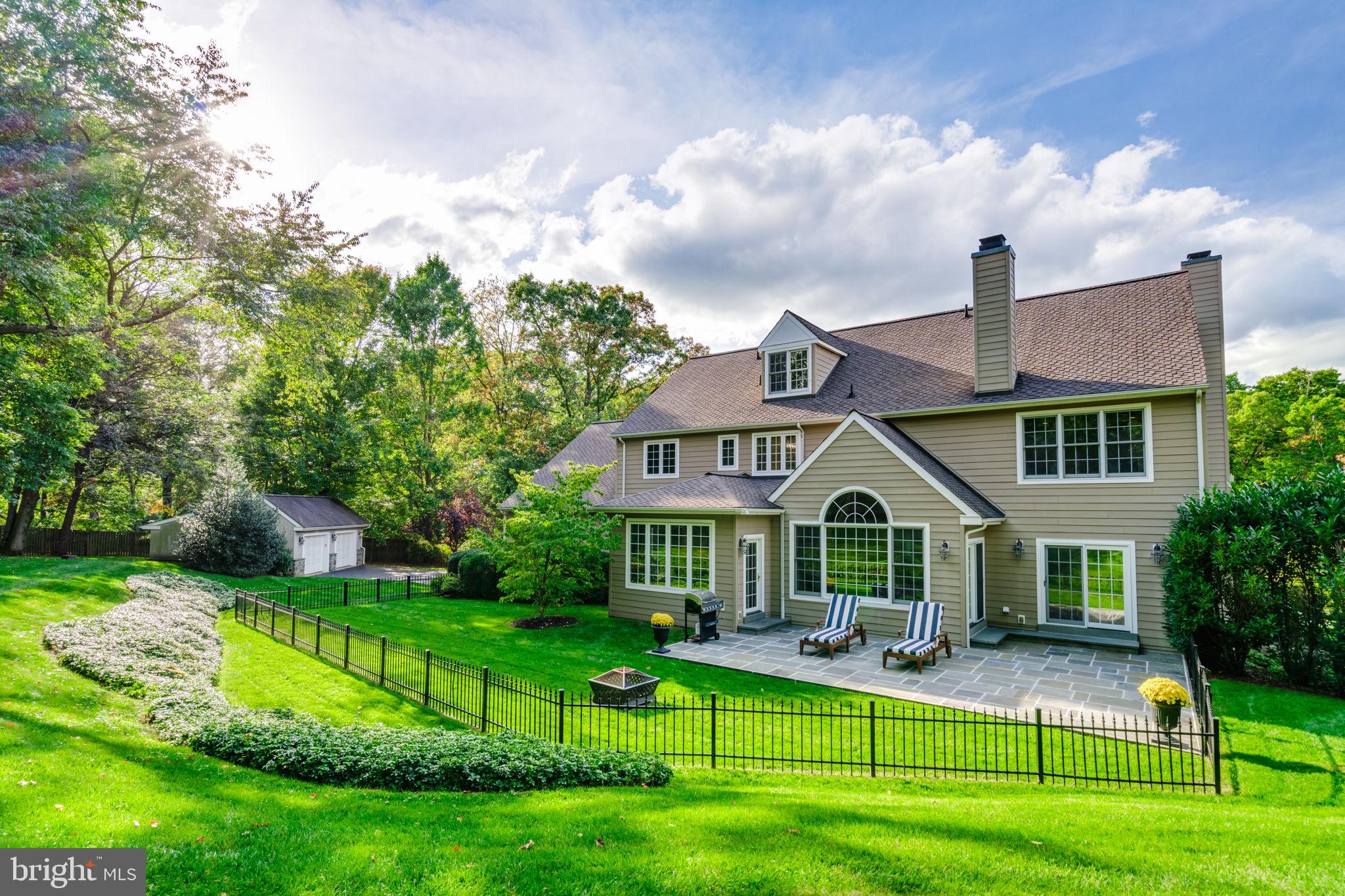 815 Brower Road Wayne, PA 19087 - Photo 80 of 84 Gorgeous Slate / Blue Stone Patio