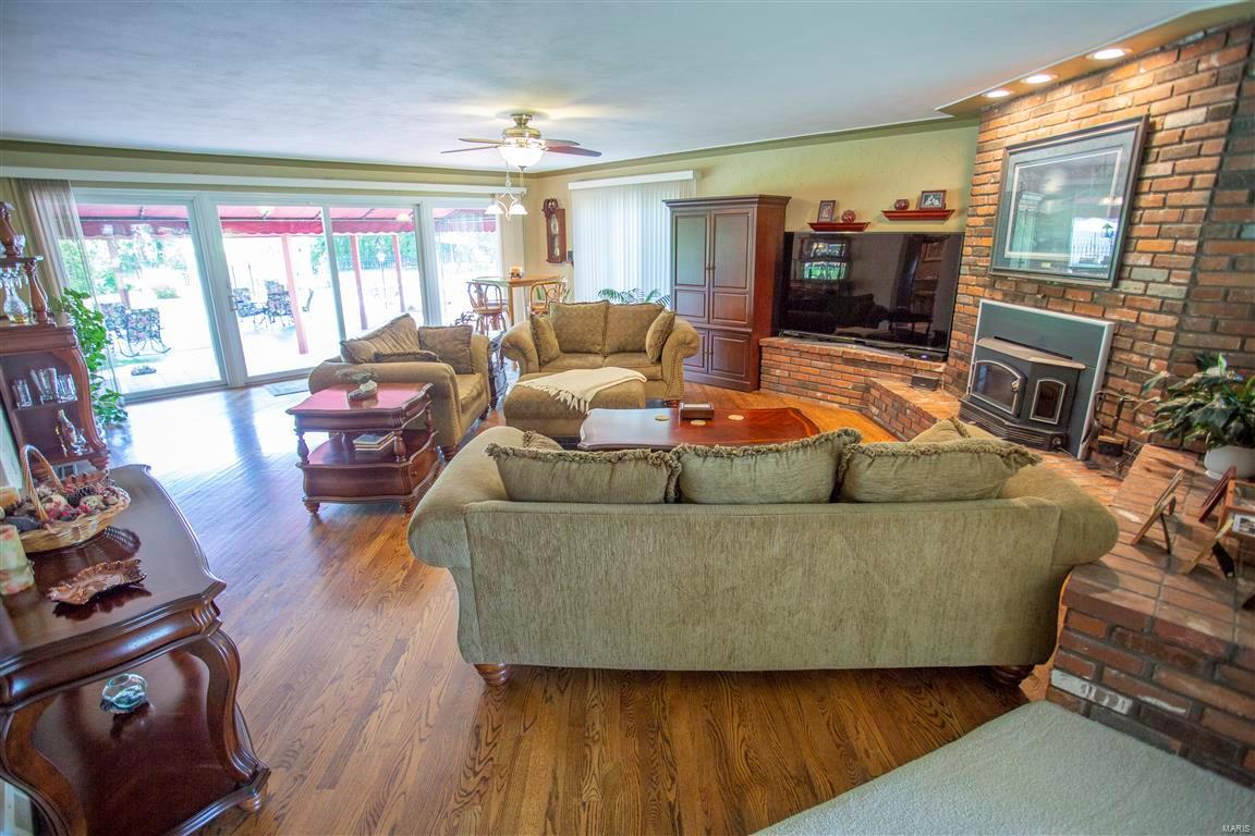 1112 South Clinton Road Caseyville, IL 62232 - Photo 22 of 54