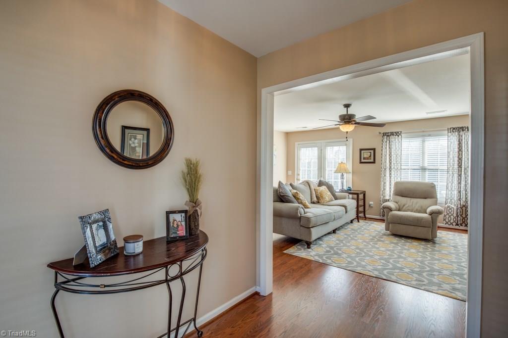 284 Sailway Road Winston-Salem, NC 27127 - Photo 3 of 27 Gallery Image 3