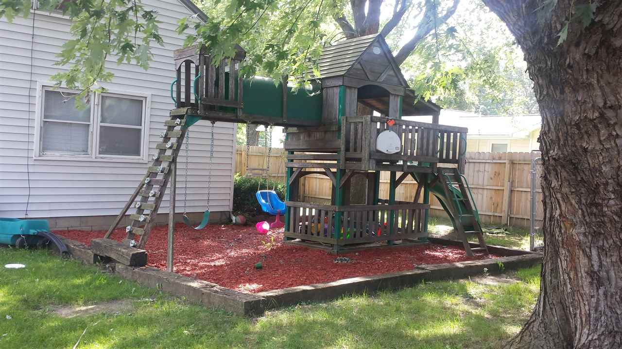 522 Cleveland Street Decatur, IN 46733 - Photo 16 of 20