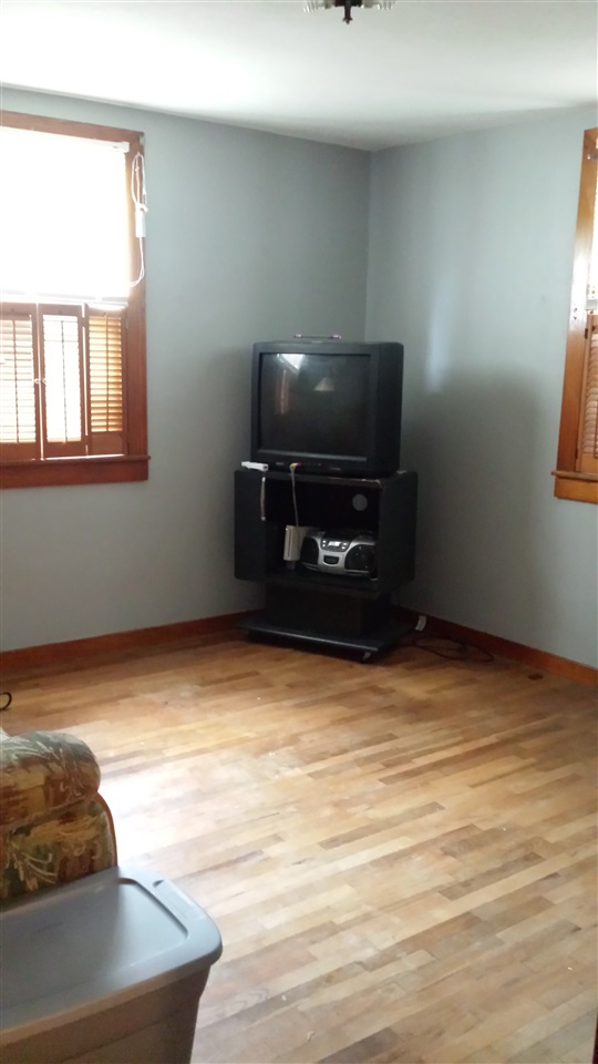 522 Cleveland Street Decatur, IN 46733 - Photo 10 of 20