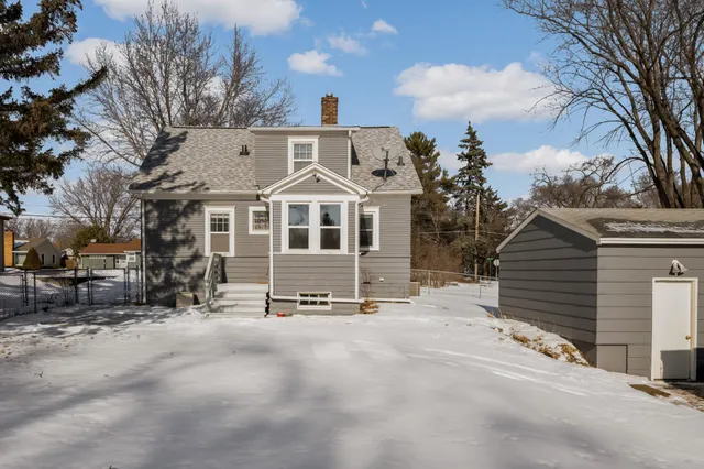 $289,900 | 5905 36th Avenue North, Crystal, MN 55422