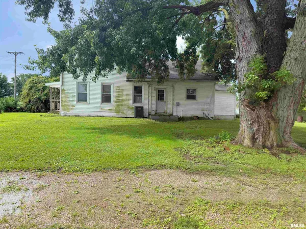 $34,900 | 107 East Market Street, Table Grove, IL 61482
