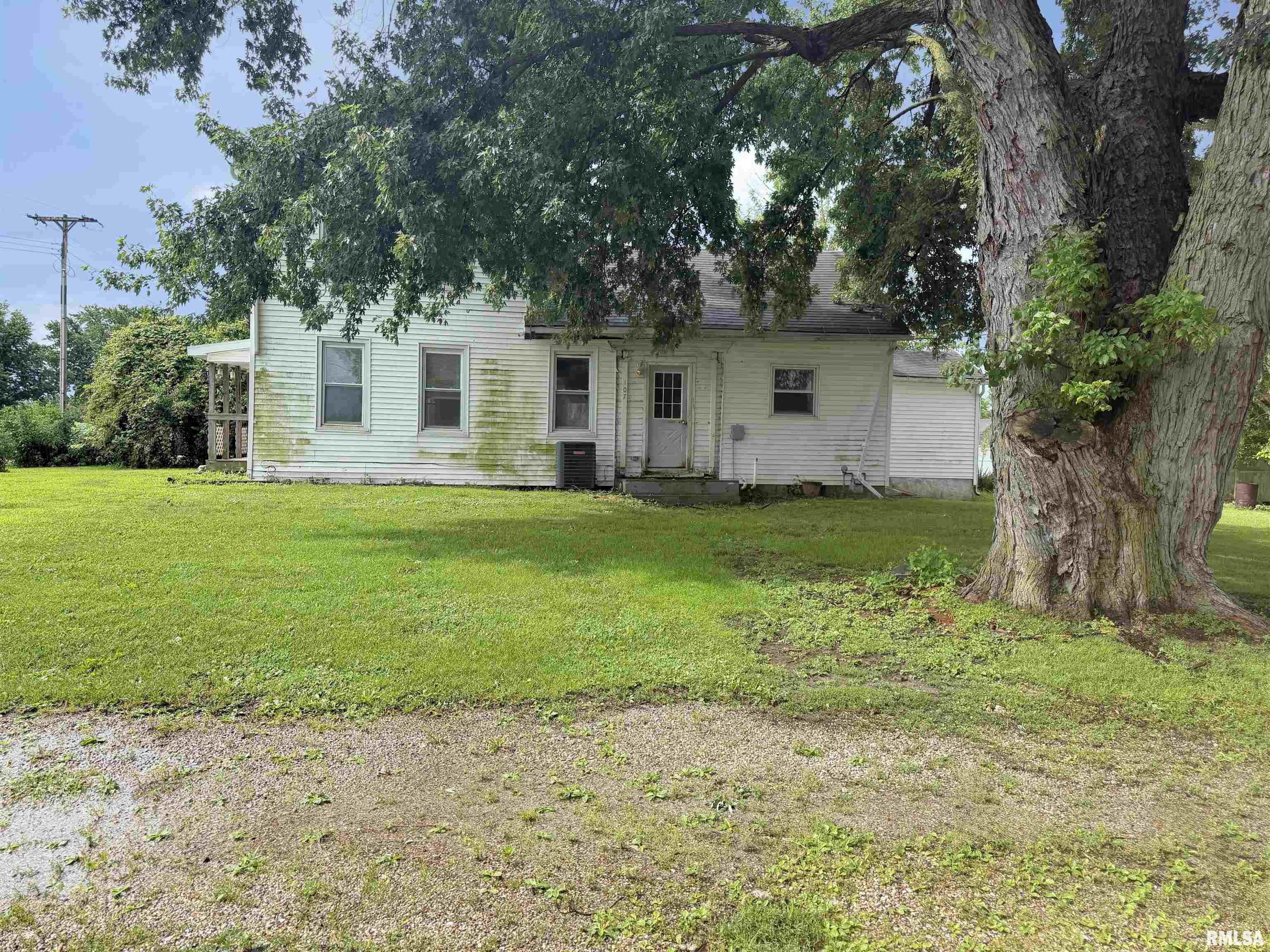 107 East Market Street Table Grove, IL 61482 - Photo 1 of 26