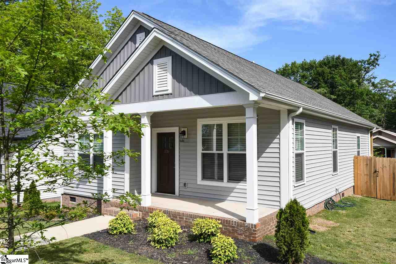 336 Ackley Road Greenville, SC 29607 - Photo 2 of 32